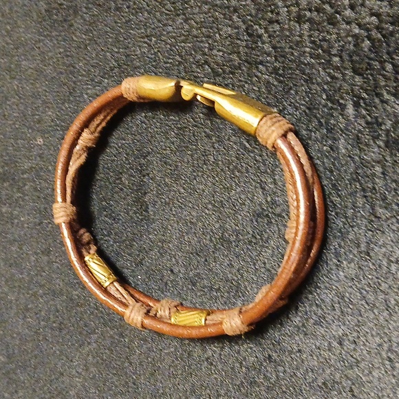 Style Men's Vintage Leather Bracelet - Picture 4 of 9